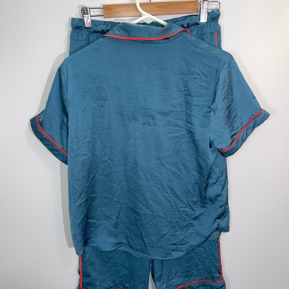 Room Service Short Sleeve and pant pajama set Size M - Picture 6 of 8